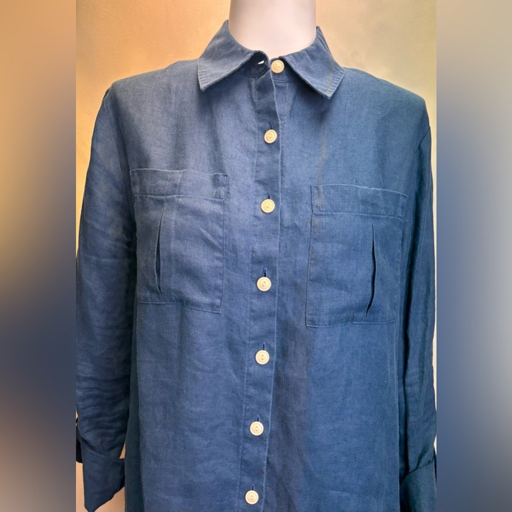 Investments Gold Label Women's 100% Linen Navy Button Down Shirt Size 10 - Picture 7 of 8